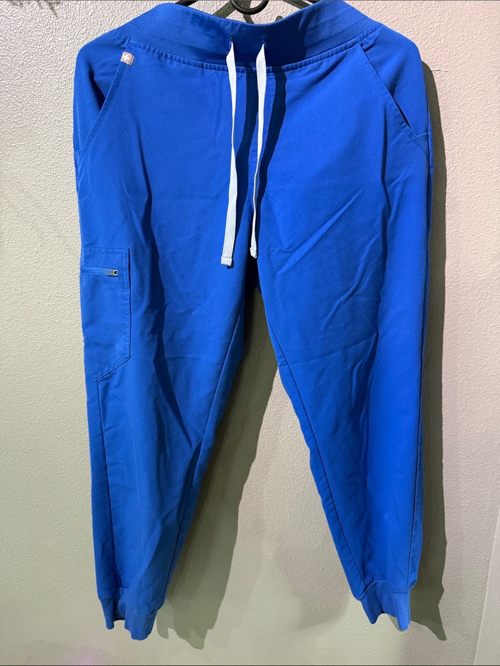 Figs Royal Blue Women's Drawstring Zamora Jogger Pants. Medium/petite.